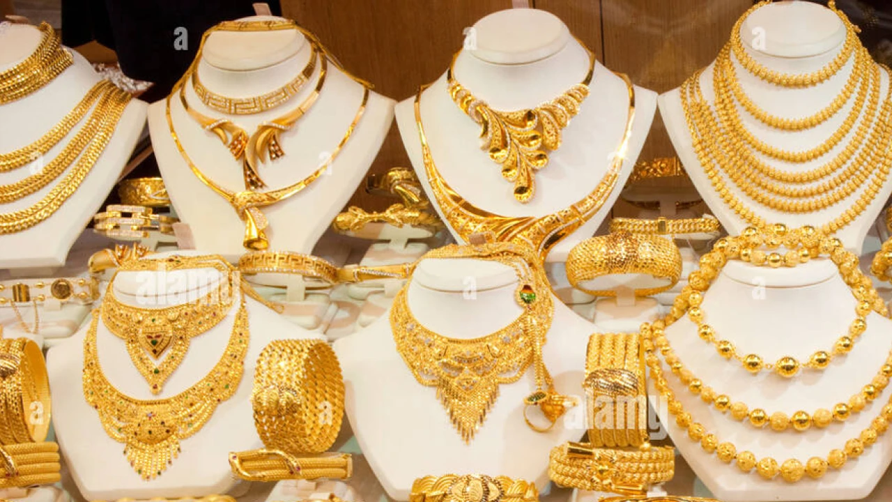 A decrease in gold prices in Pakistan