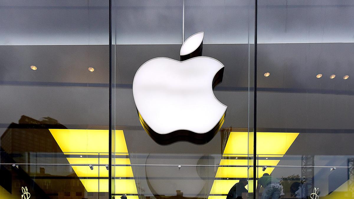 Apple Plans to Allocate Approximately $5 Billion for the Development of a Competing Product to ChatGPT